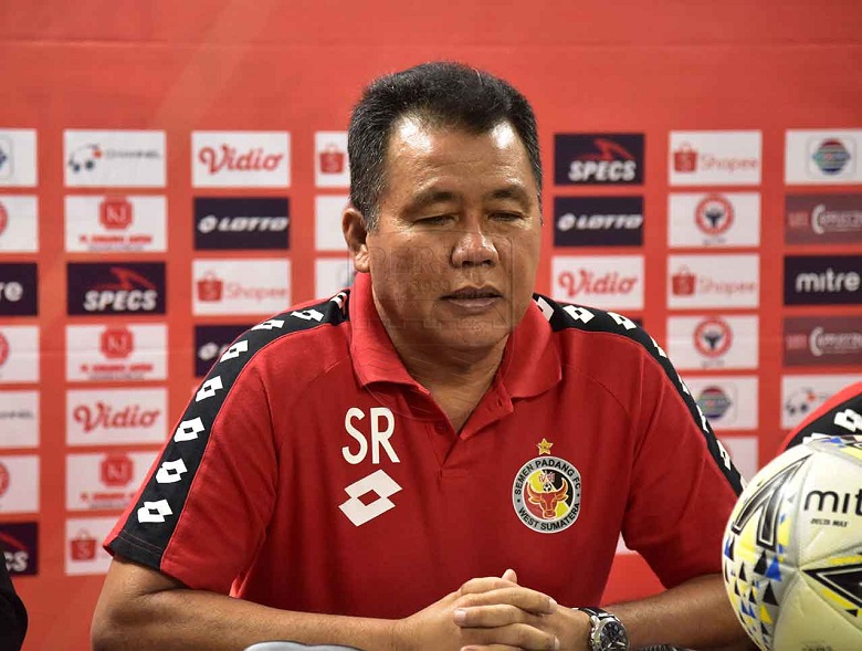 Sikap Berani Pelatih Semen Padang Jika Jeblok di Liga 1 2019
