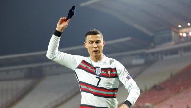Photo of Wasit yang Tak Sahkan Gol Cristiano Ronaldo Minta Maaf